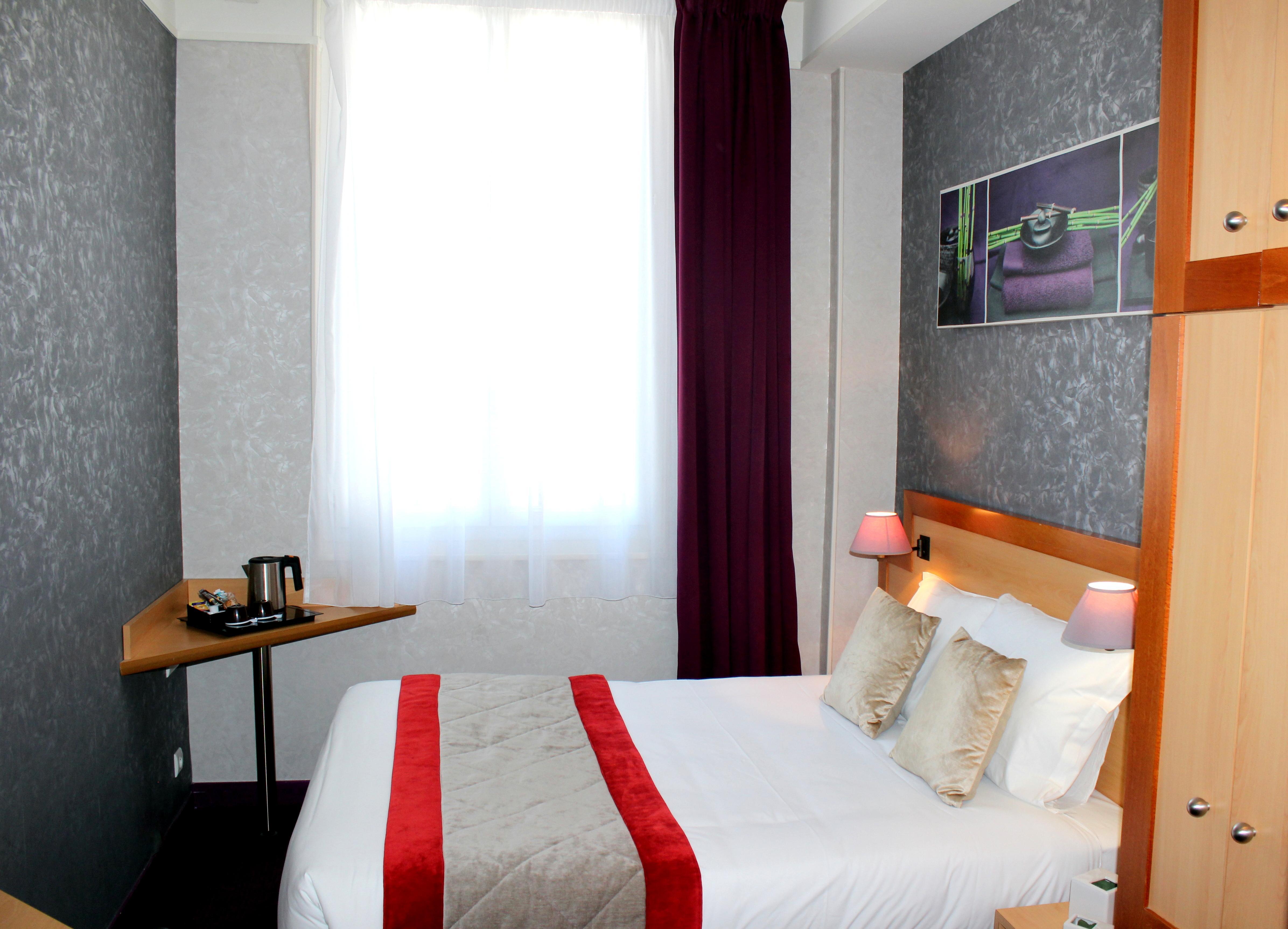 Hotel Du Chemin Parigi