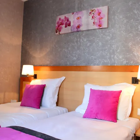 Hotel Du Chemin 3*