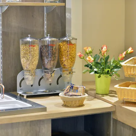 Du Chemin Hotel 3*