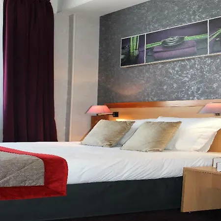 Du Chemin Hotel Paris