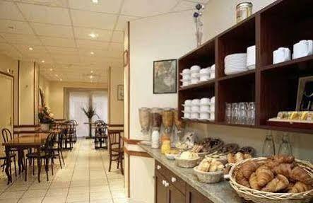 Hotel Du Chemin Paris